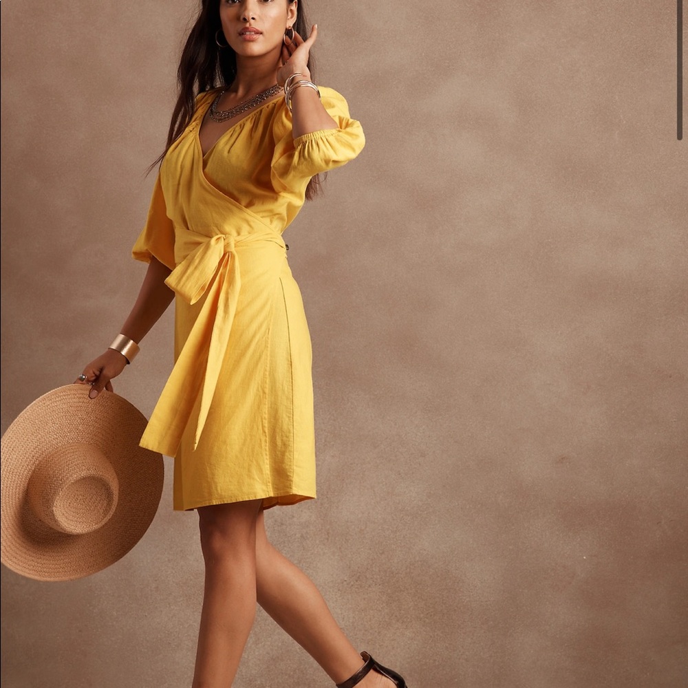 NWT Banana Republic Linen Blend Wrap Dress